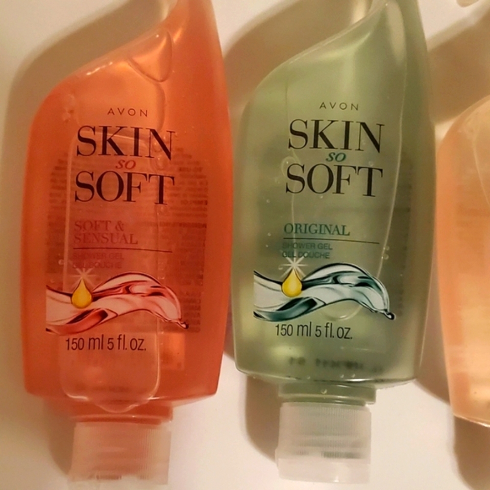 New" Skin so soft "  bundle of 4 shower gel - Picture 3 of 3